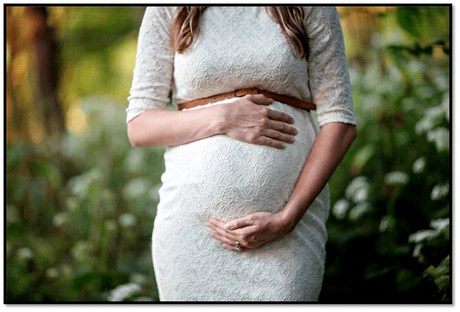Perfect Maternity Wardrobe - Clothing and Accessory Ideas
